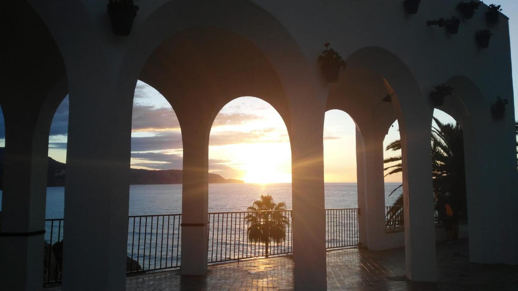 Torresol Sea View Apartment Nerja Luaran gambar